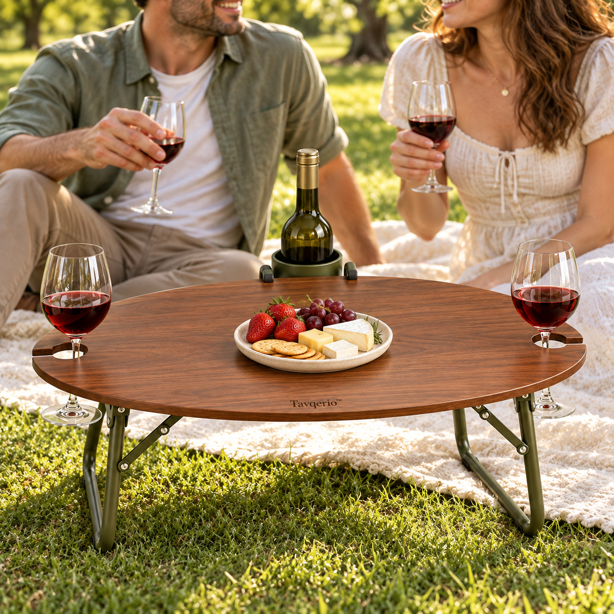 Tavqerio™ TwoSip Oval Wine Picnic Table